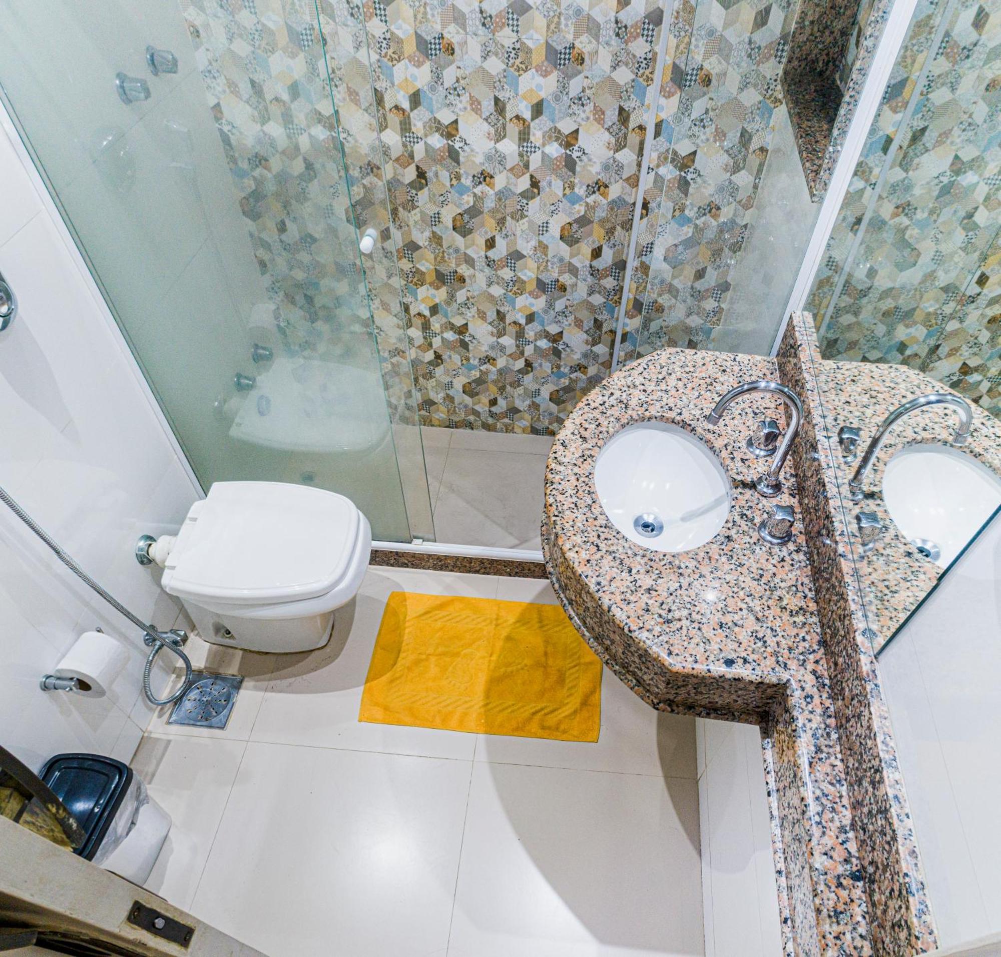 Apartamento Completo Na Praia De Copacabana 02 Quartos Com Vista Lateral Mar Em Andar Alto, Ar, Wifi , Netflix, Pauloangerami Rmvc18 Рио-де-Жанейро Экстерьер фото