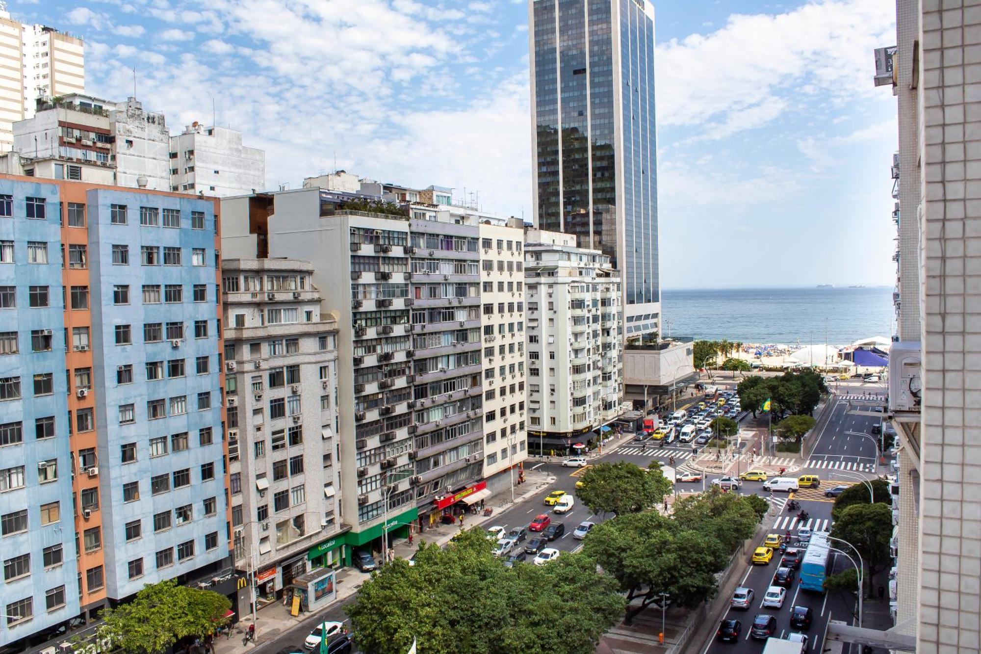 Apartamento Completo Na Praia De Copacabana 02 Quartos Com Vista Lateral Mar Em Andar Alto, Ar, Wifi , Netflix, Pauloangerami Rmvc18 Рио-де-Жанейро Экстерьер фото